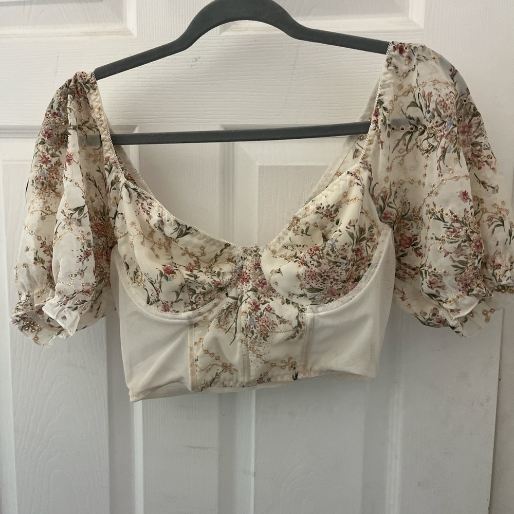 Floral Puff Sleeve Crop Top